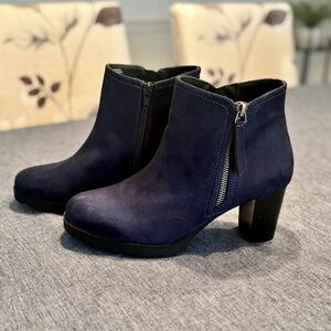 Rialto chunky heel blue “suede” booties
